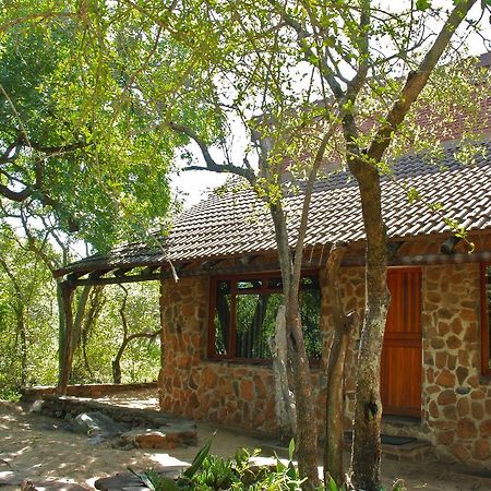 Hlane Royal National Park Villa Simunye Exterior photo